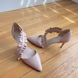 Michael Kors Bella Ruffle Pump Heels size 7.5